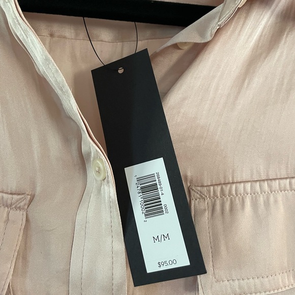 Banana Republic champagne dressy button down shirt - Picture 3 of 5